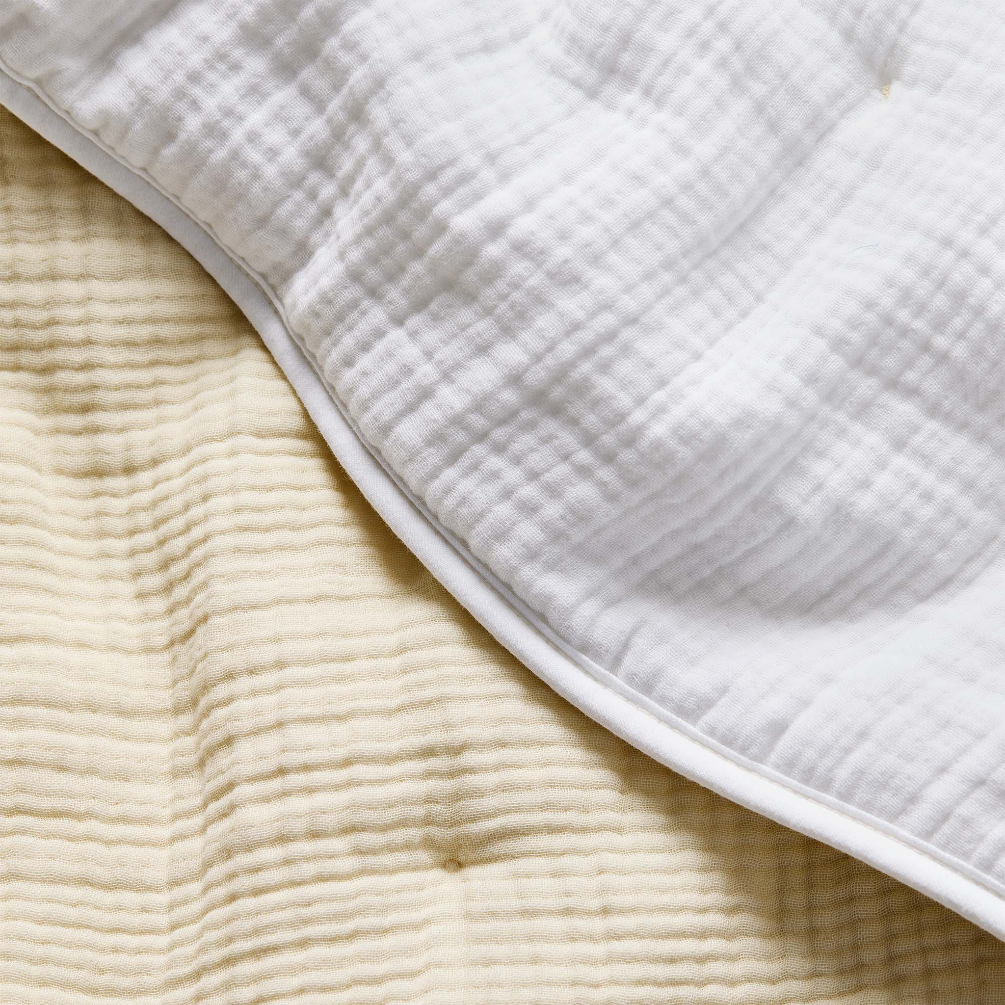 Breezeweave Reversible Cotton Sham Set - Image 6