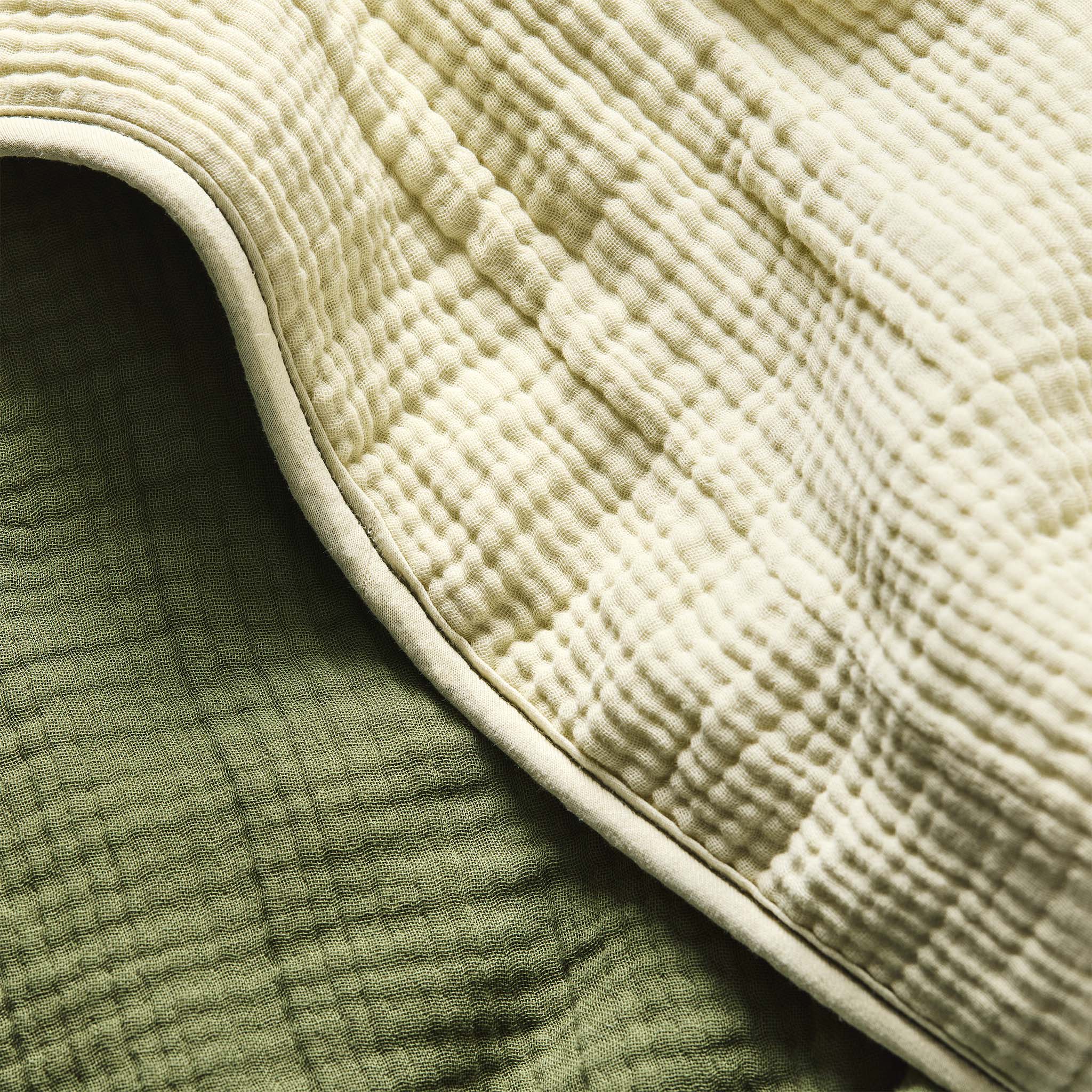 Breezeweave Reversible Cotton Sham Set - Image 9