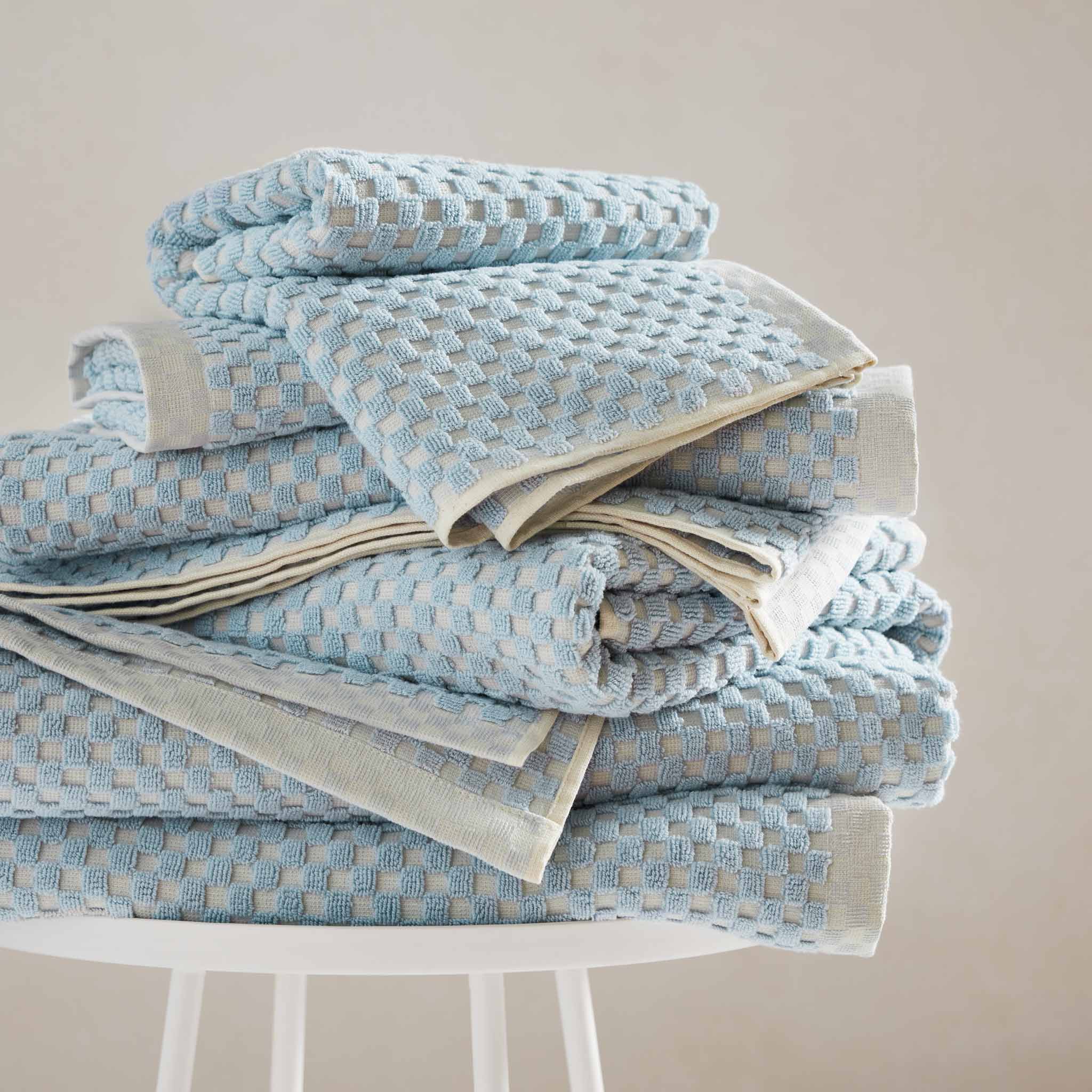 Checkered Jacquard Bath Sheets Set of 2 - Last Call - Image 5
