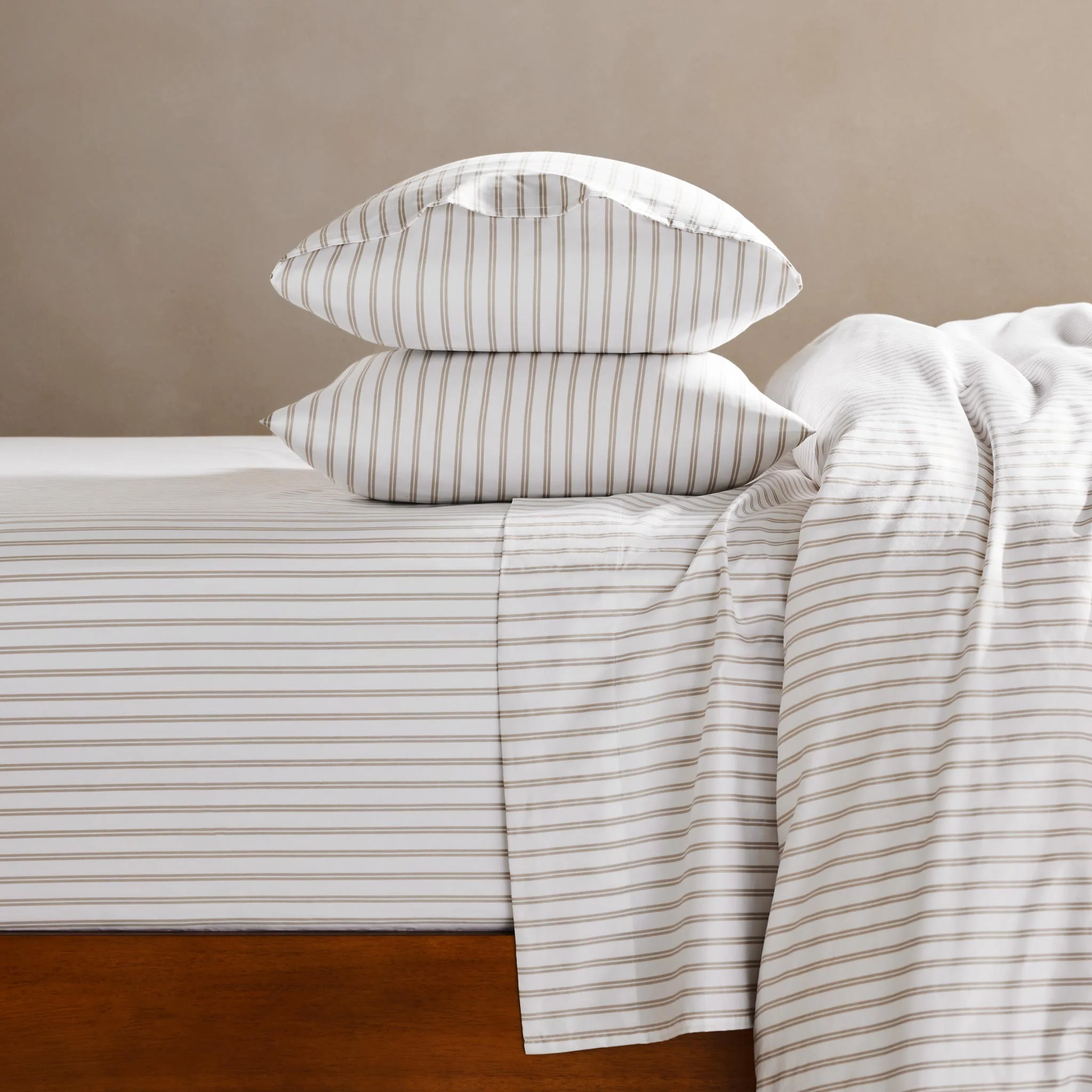 Classic Percale No Flat Sheet Set Bundle - Image 39