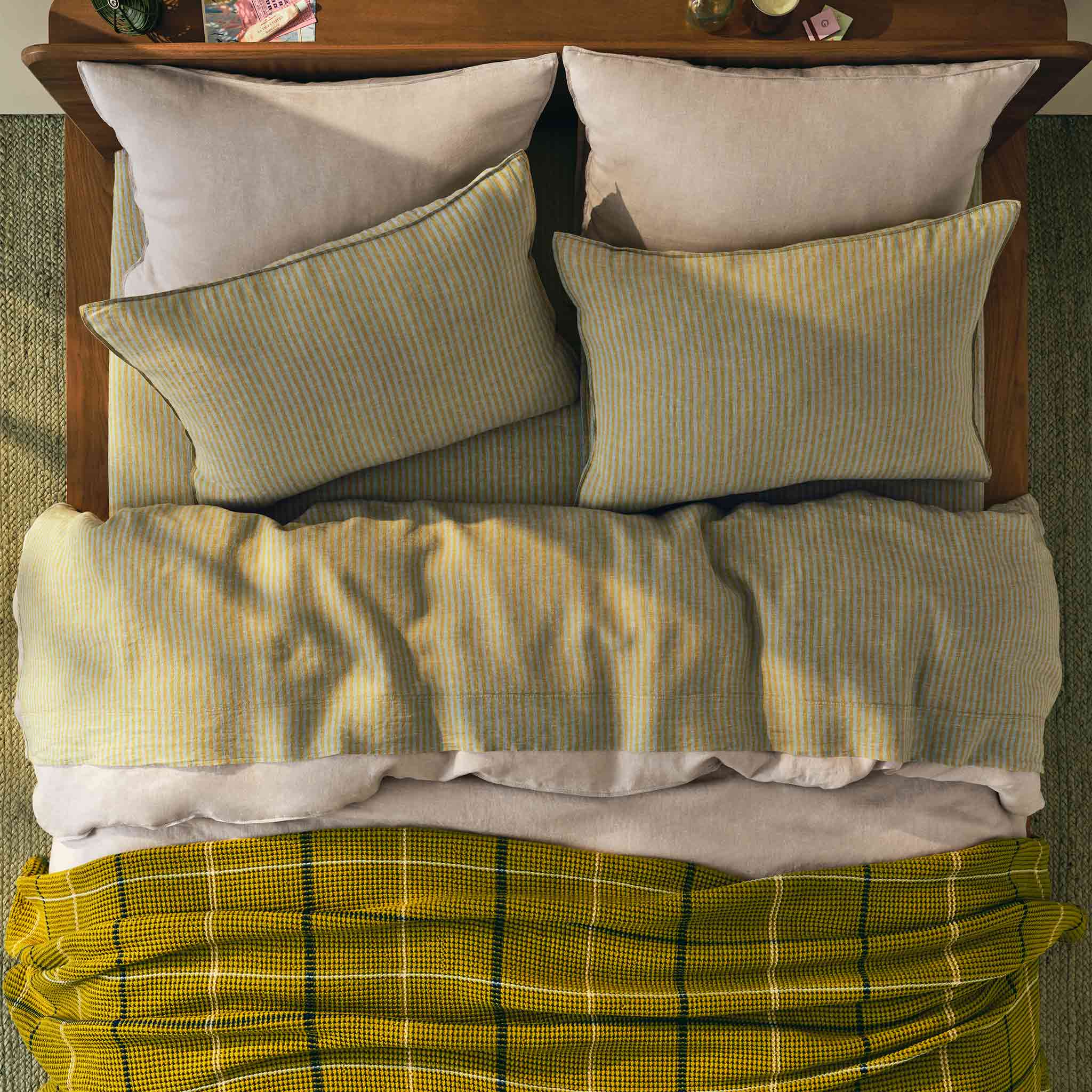 Dreamweave Waffle Bed Blanket - Image 93
