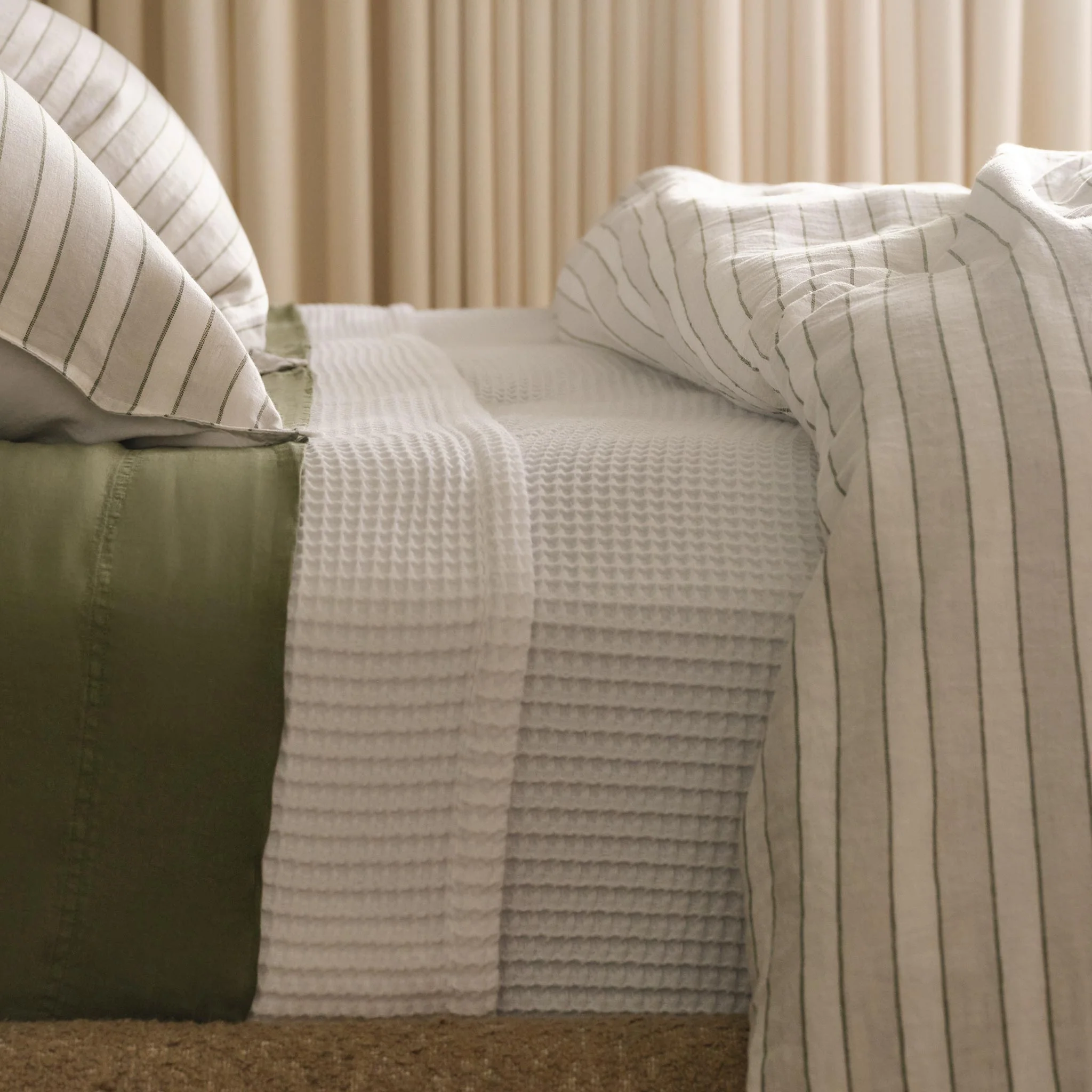 Dreamweave Waffle Bed Blanket - Last Call - Image 11