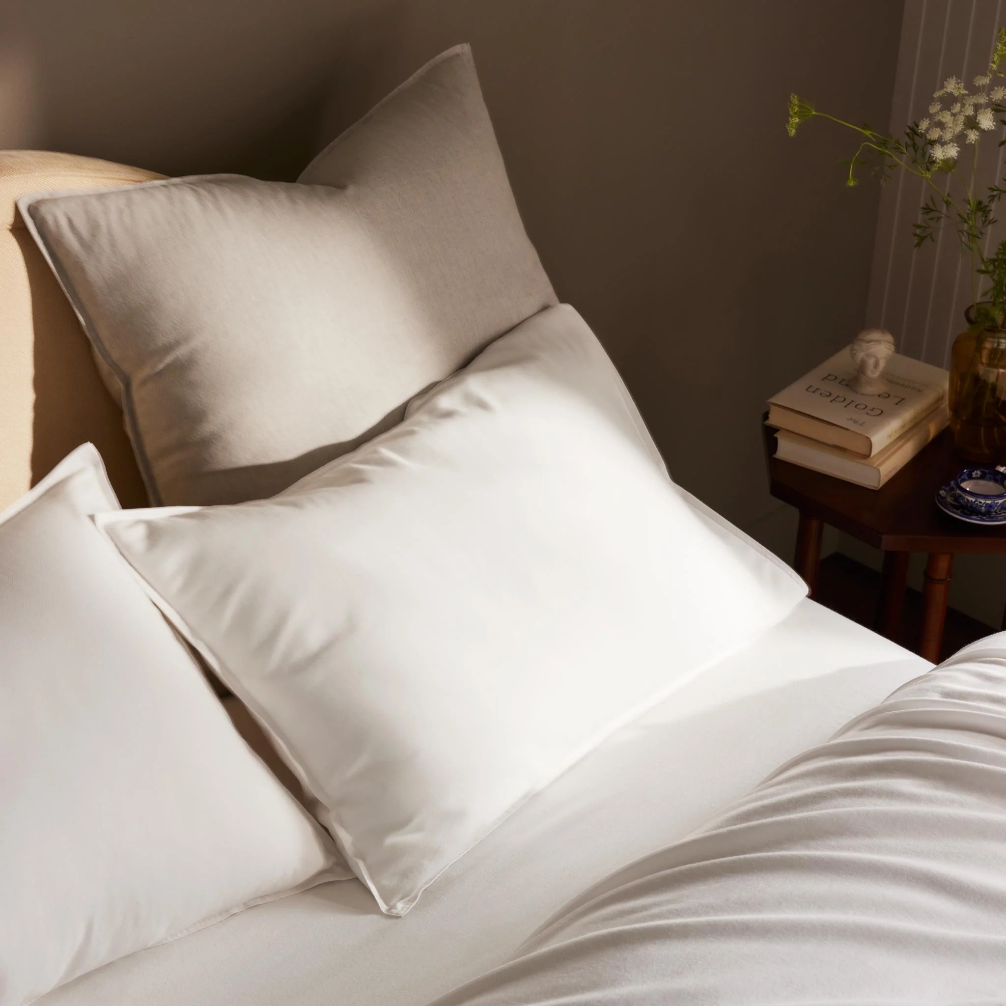 Heathered Cashmere Pillowcase Set - Image 14