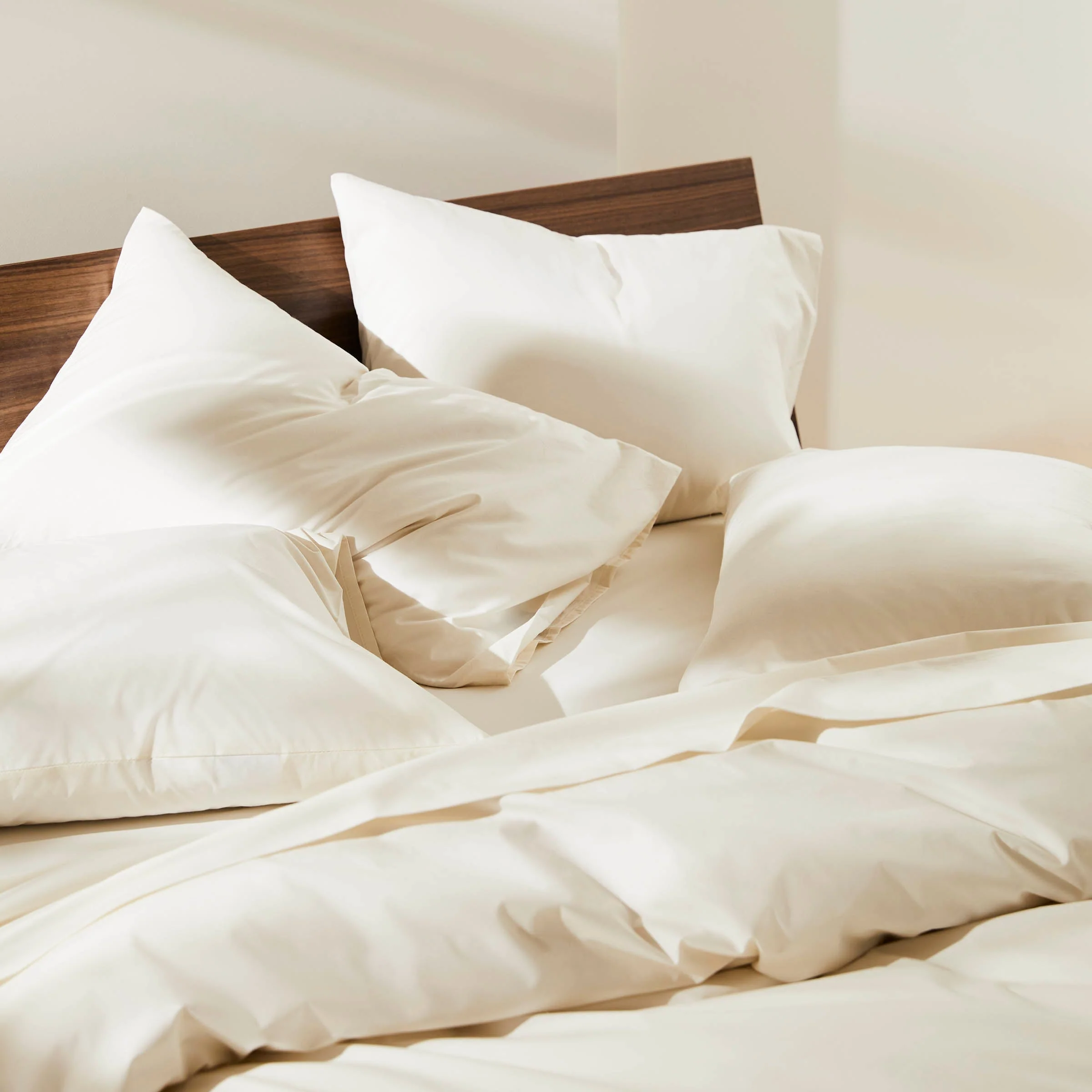 Luxe Sateen Fitted Sheet - Image 28