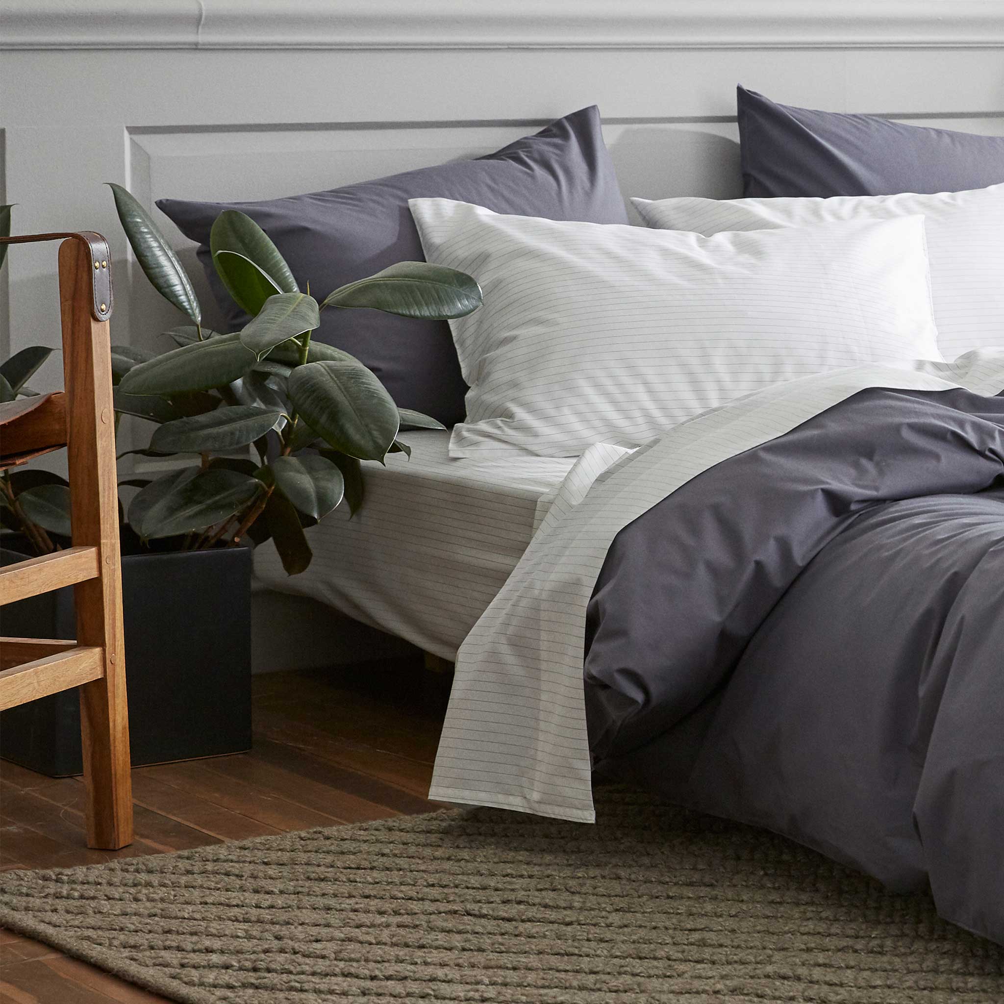 Luxe Sateen Fitted Sheet - Last Call - Image 16