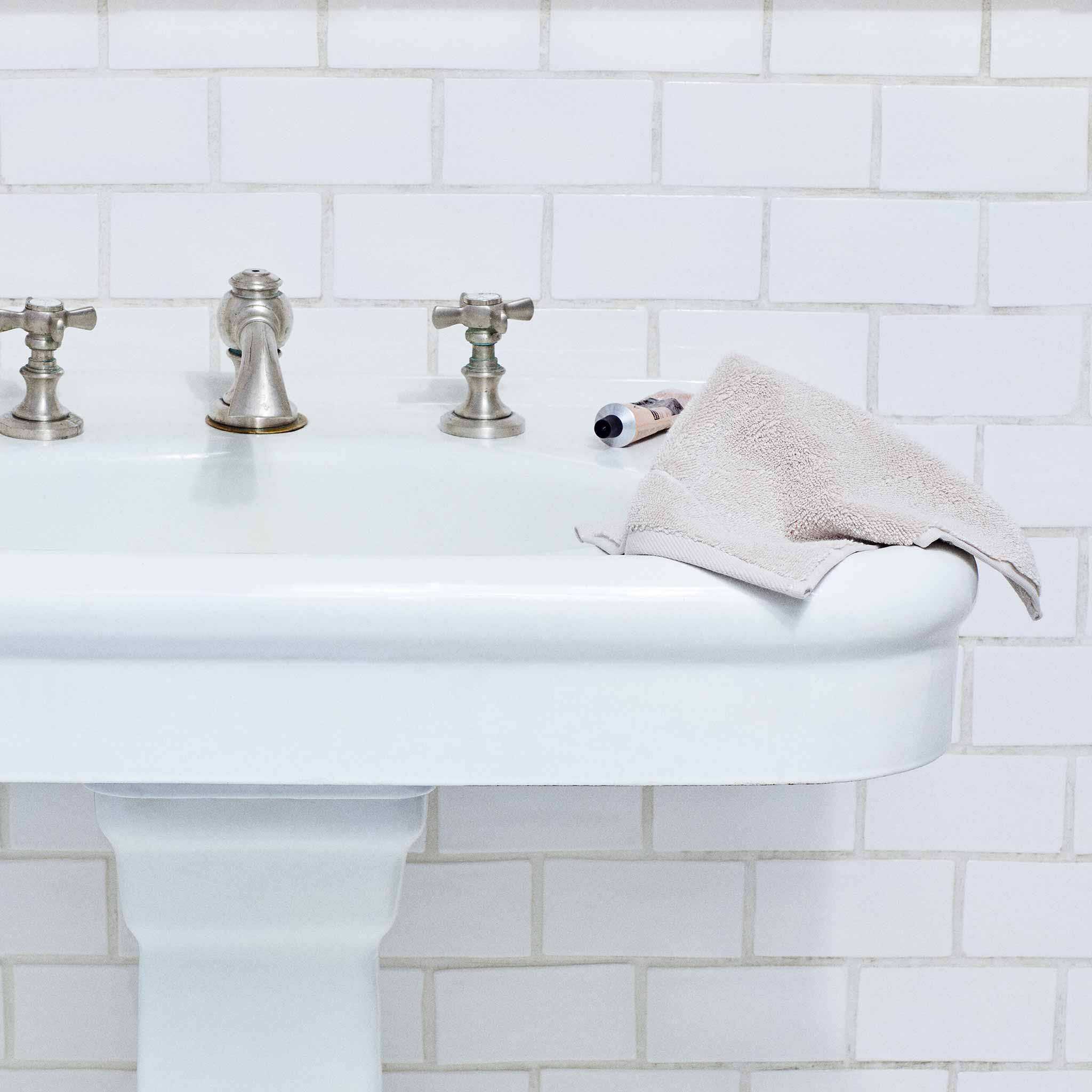 Rewards Super-Plush Hand Towels Set of 2 - Image 11