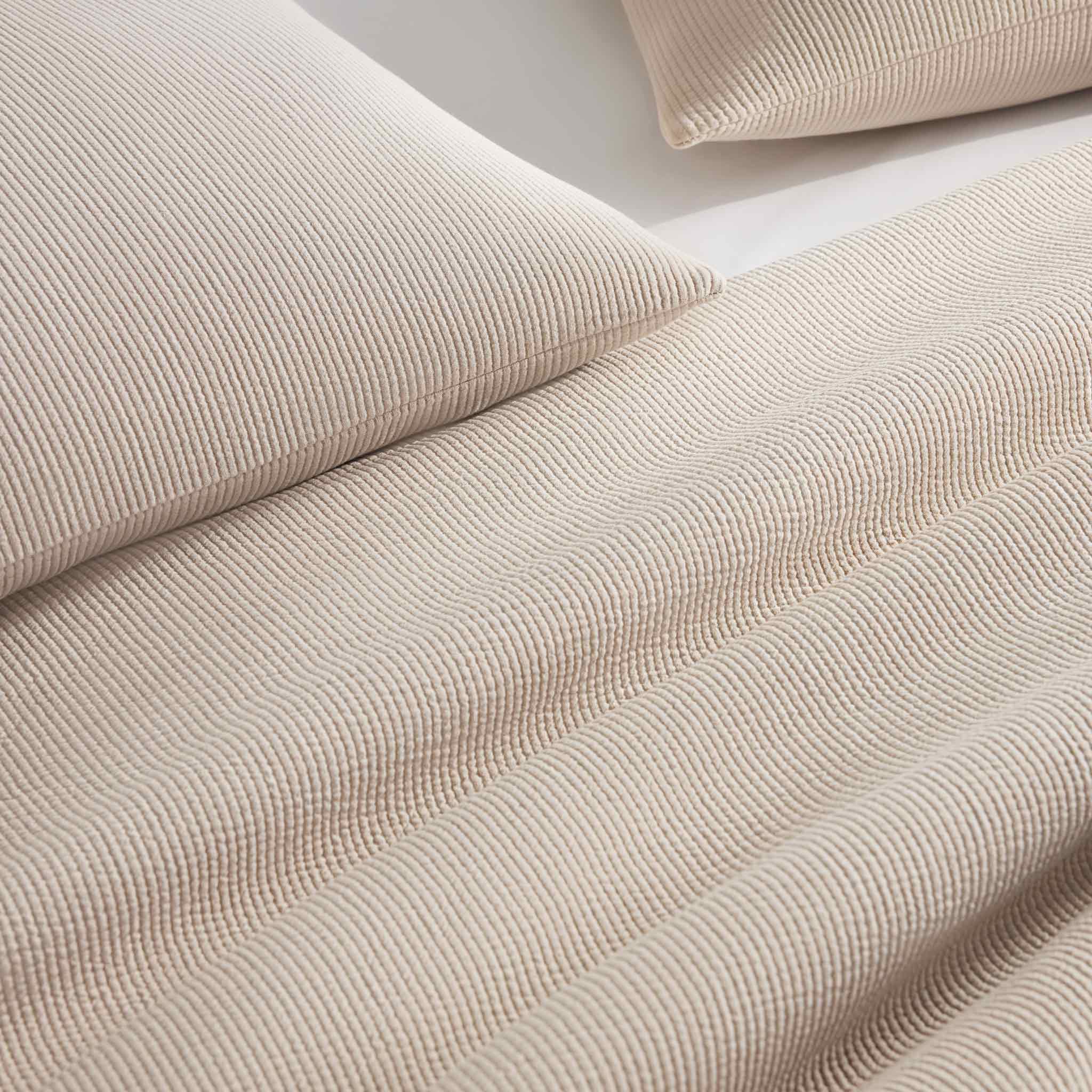 Ribbed Matelasse Duvet Cover - Image 11