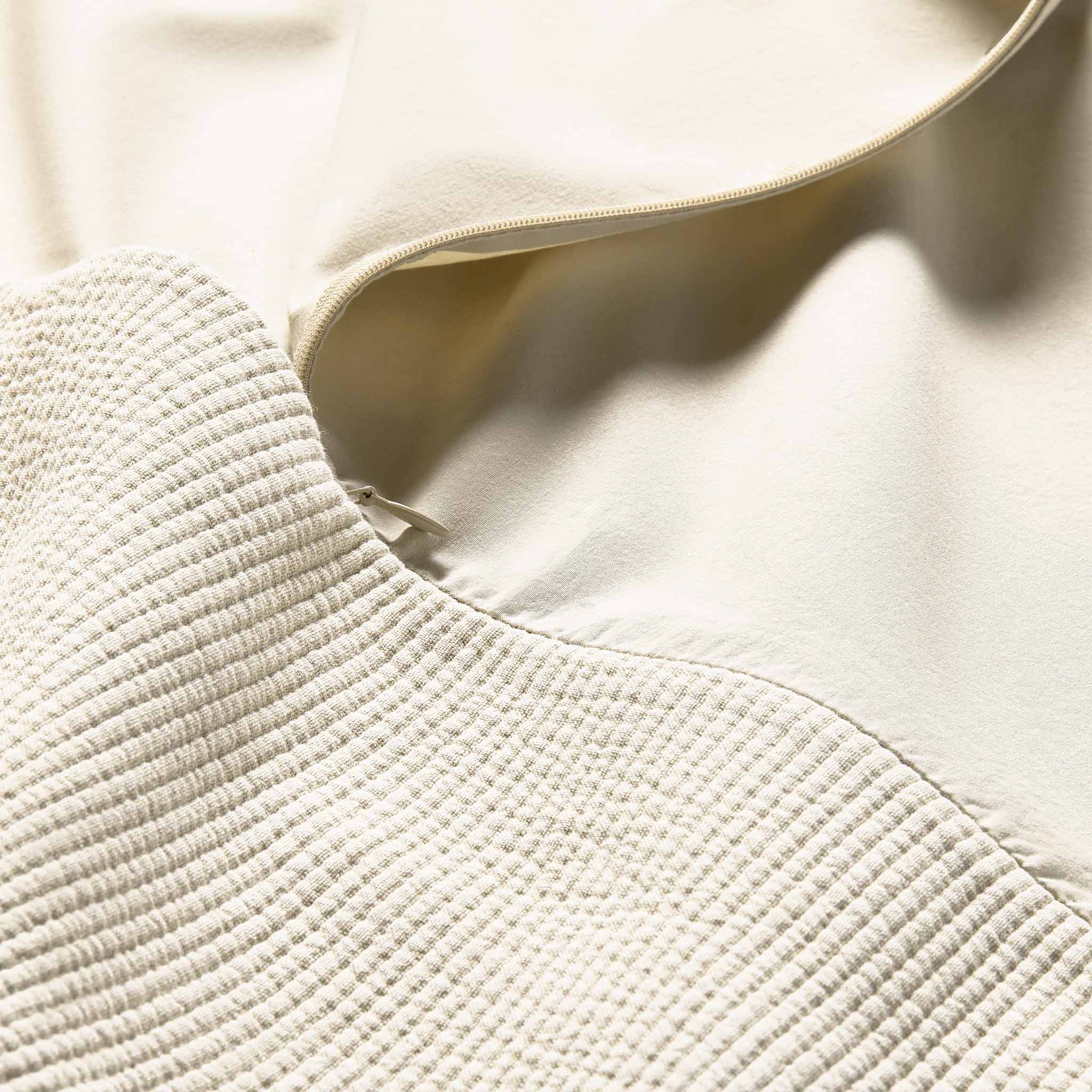 Ribbed Matelasse Duvet Set - Image 18