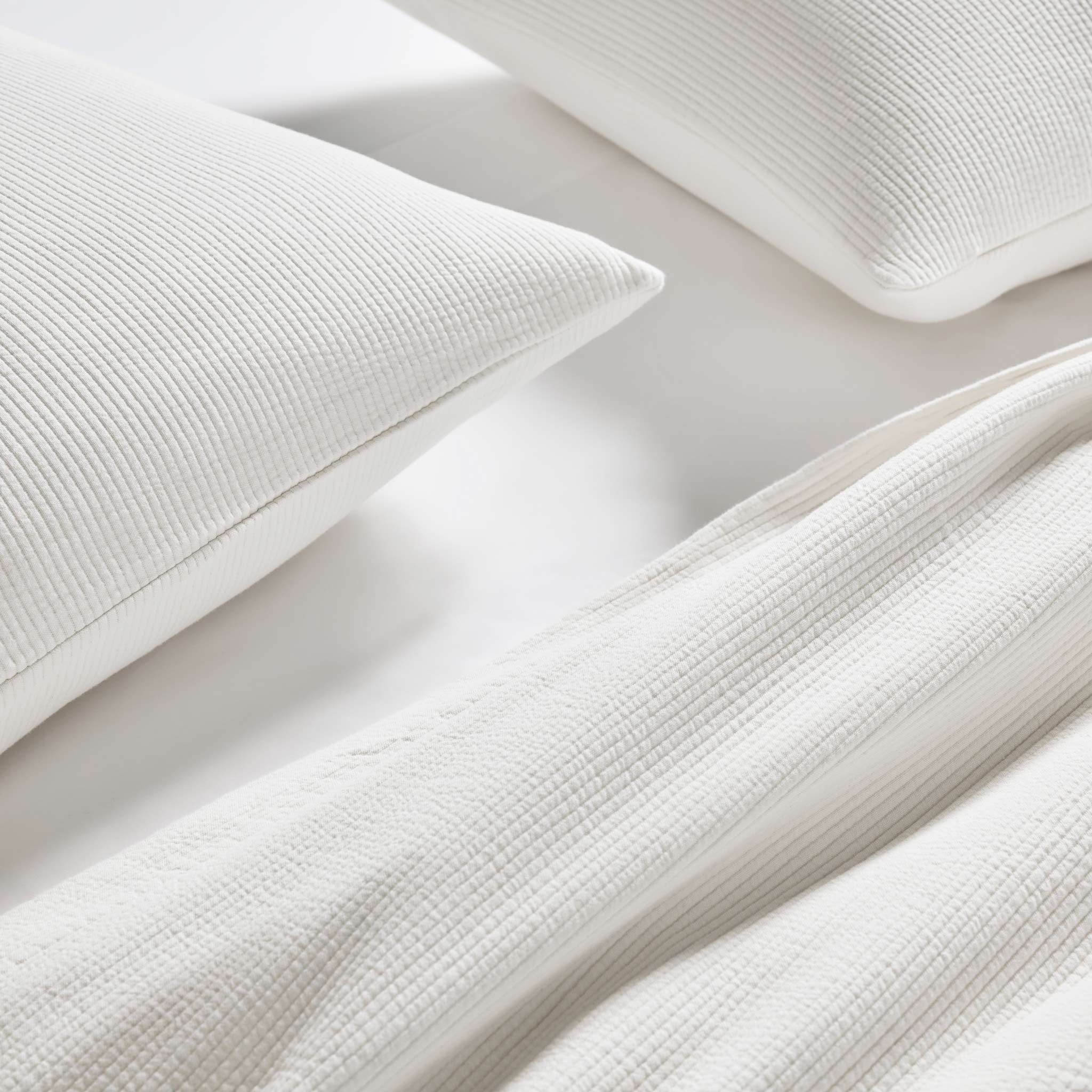 Ribbed Matelasse Quilt - Image 11