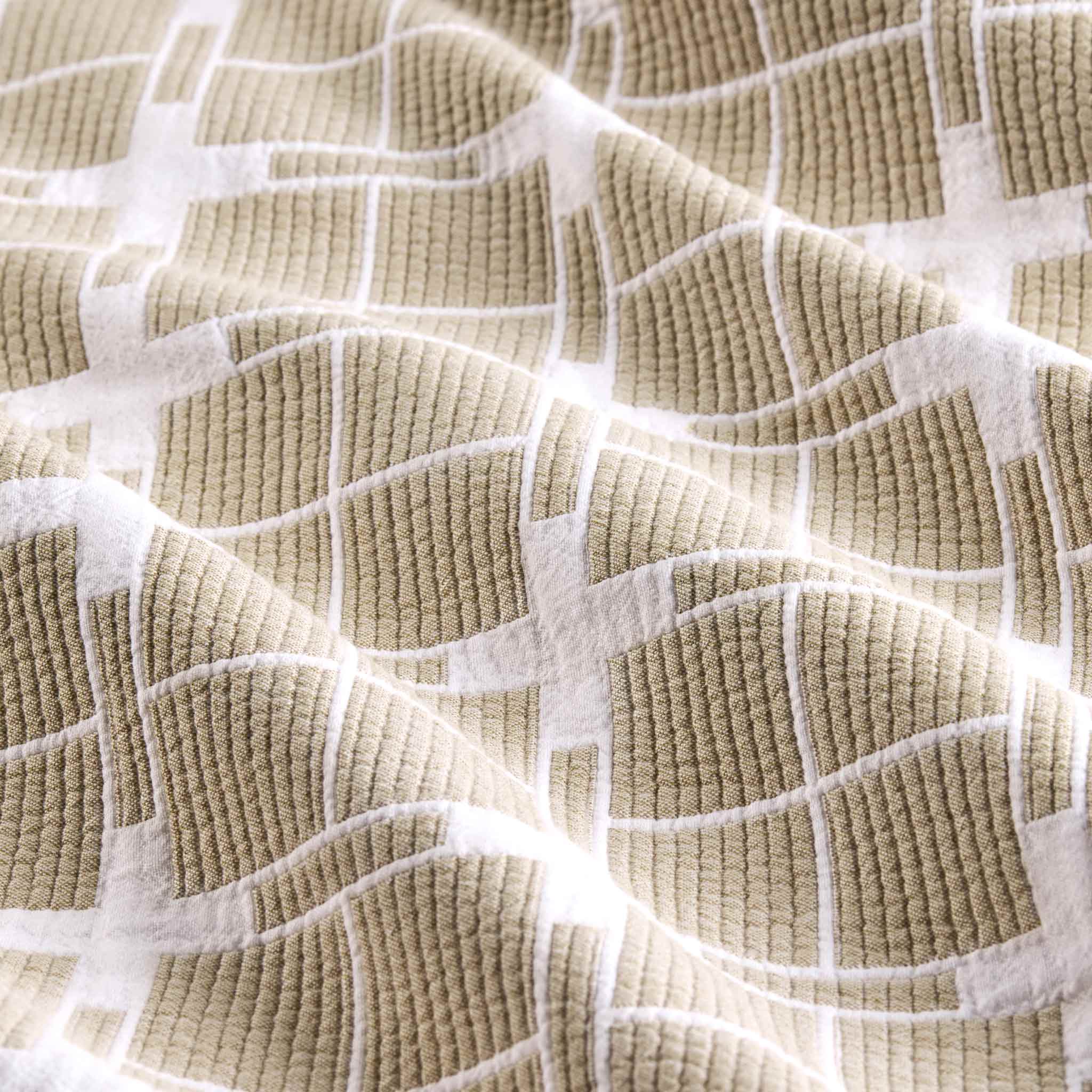 Ribbed Matelasse Quilt - Image 32