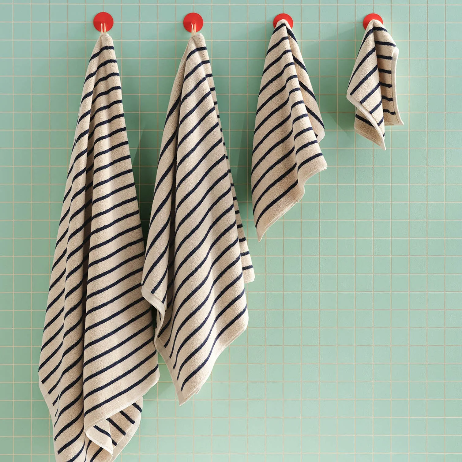 Super-Plush Turkish Cotton Bath Sheet Bundle - Image 3