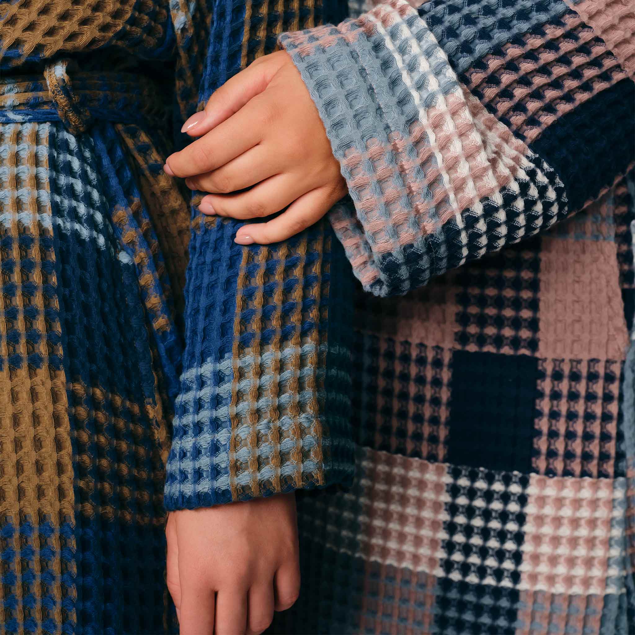 Dreamweave Waffle Robe - Image 42
