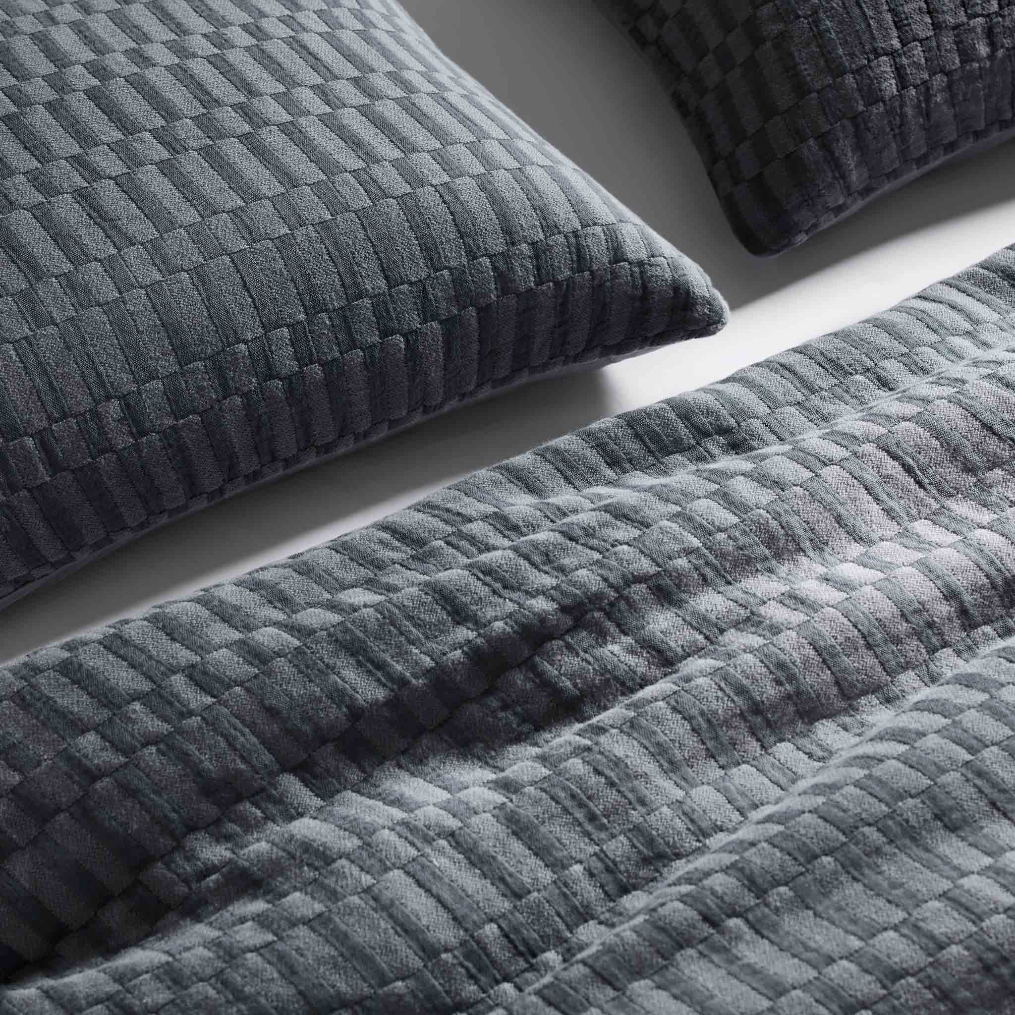 Woven Checkerboard Duvet Set - Image 11